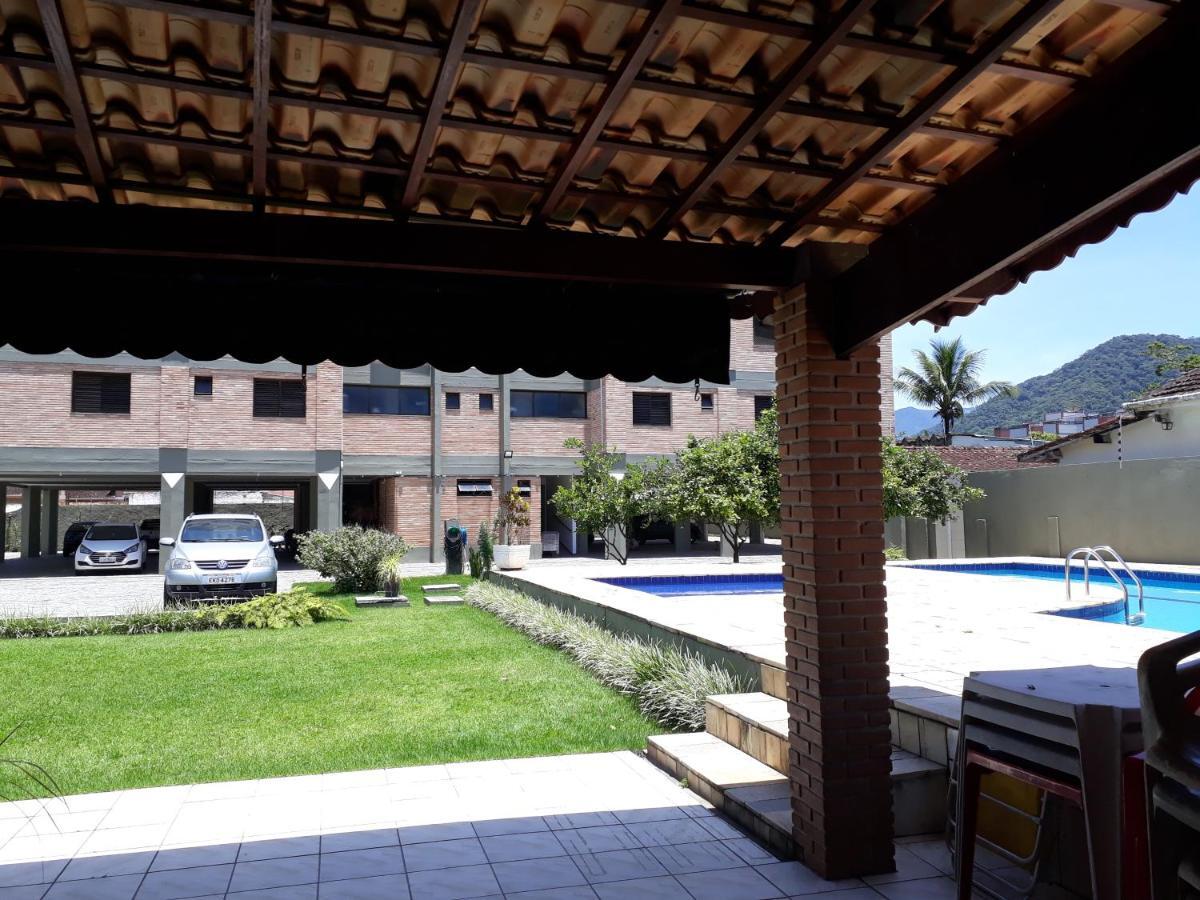 Apartamento Praia Centro ウバトゥバ エクステリア 写真